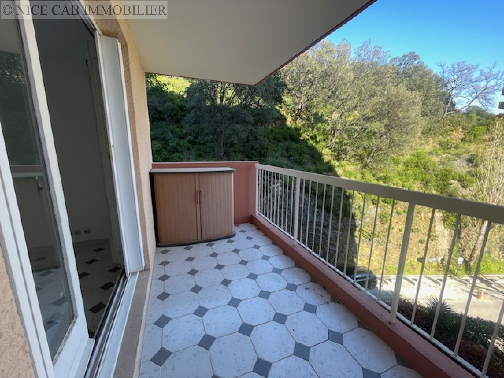 Appartement à vendre, MENTON, 74 m², 3 pièces