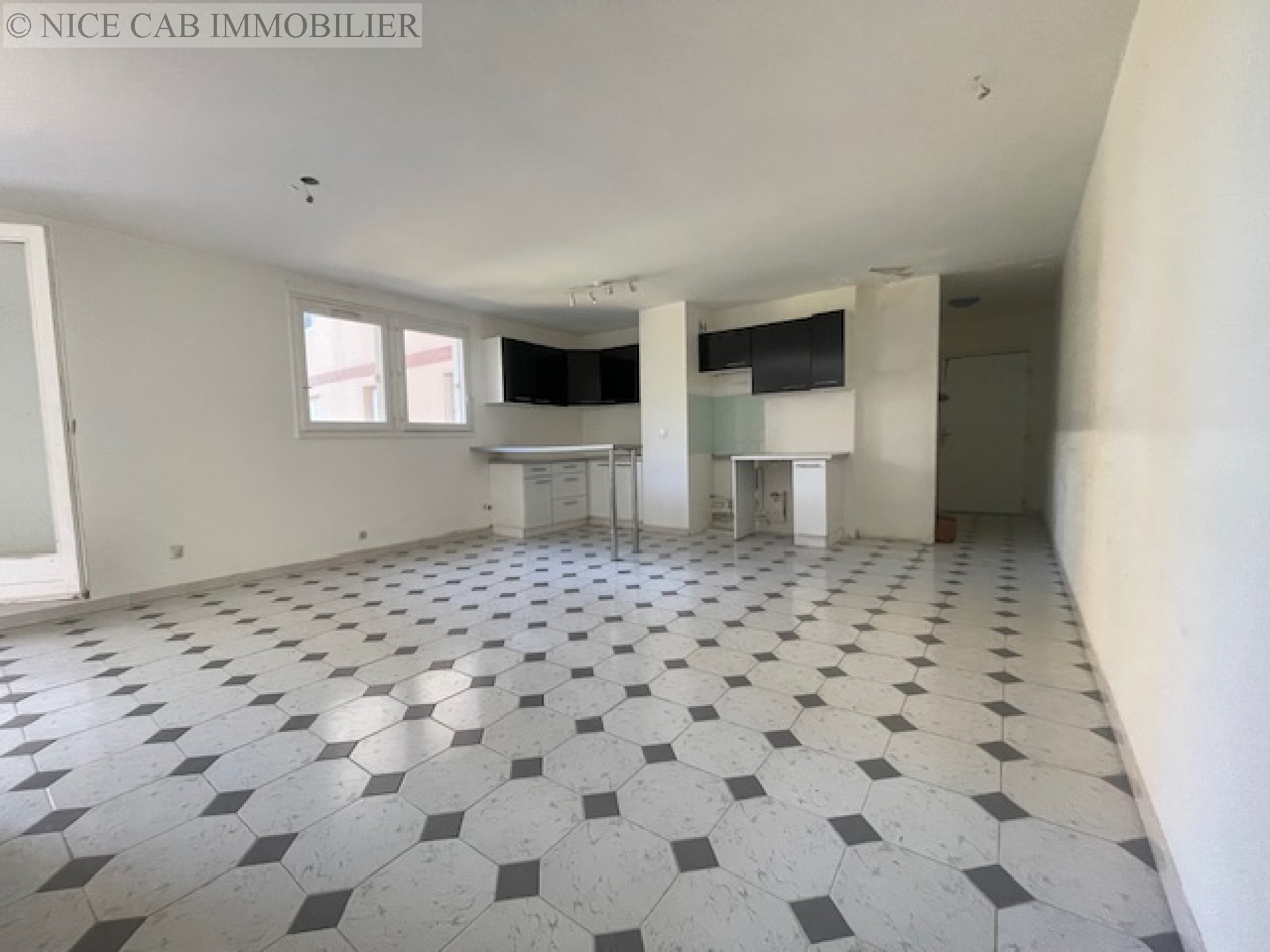 Appartement à vendre, MENTON, 74 m², 3 pièces