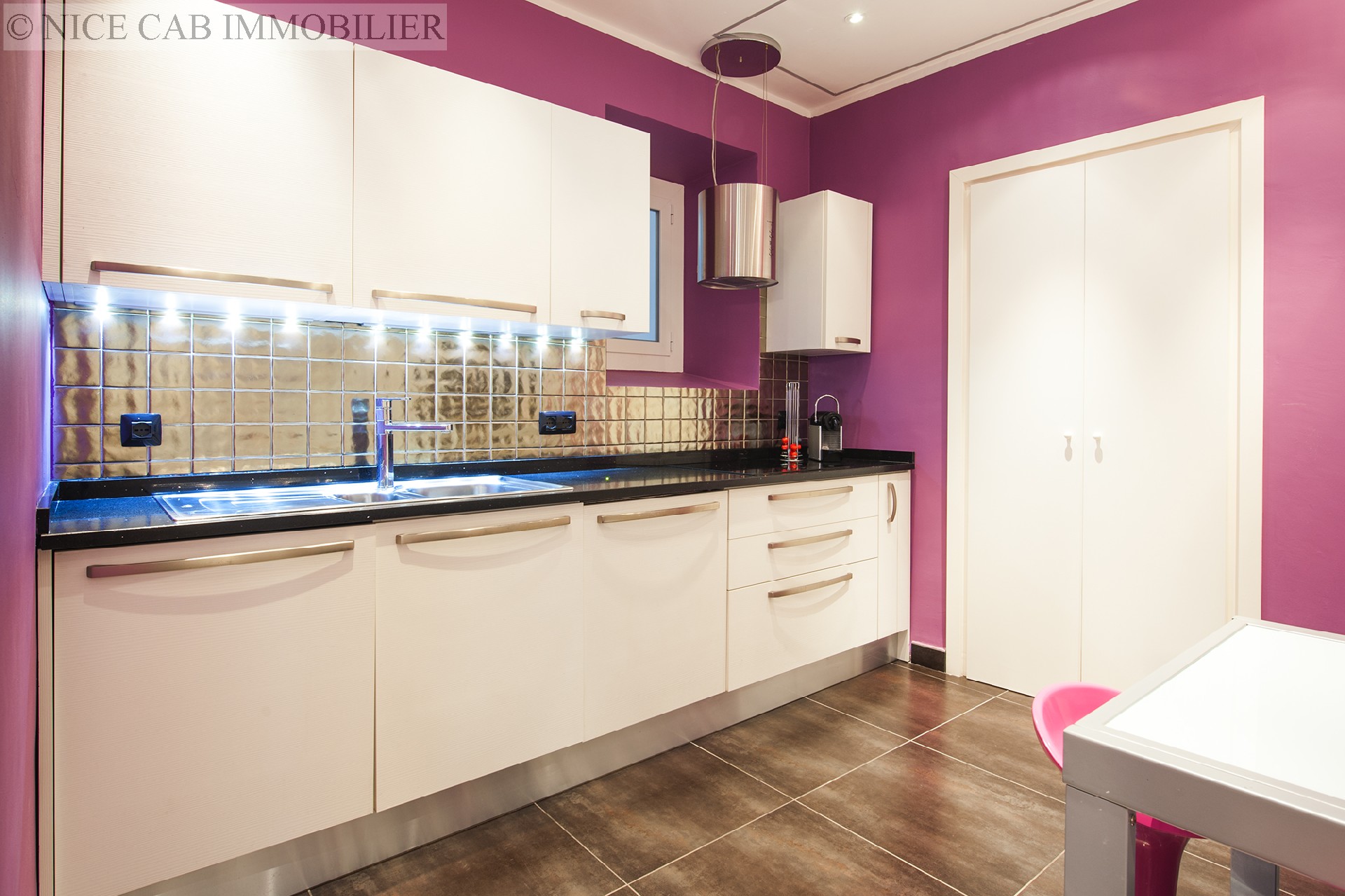Appartement à vendre, MENTON, 52 m², 2 pièces