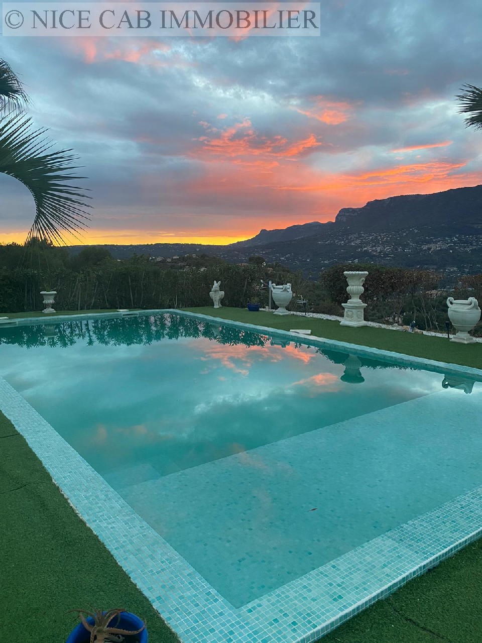 Villa à vendre, COLOMARS, 370 m², 10 pièces